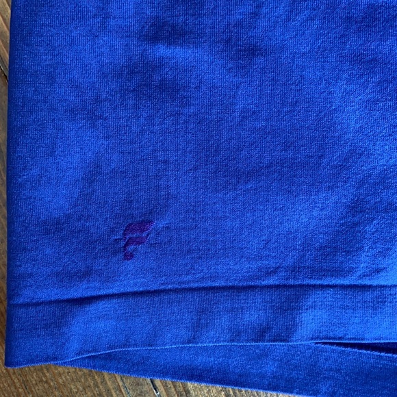 Fabletics Musetta Seamless LS Compression Top - Picture 9 of 10